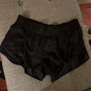 Lululemon Hotty hot short 2.5 inch